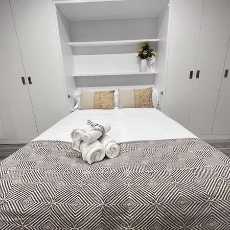 Living Colors Logrono Garaje Aire Wifi By Apartamentos Логроньо Екстериор снимка