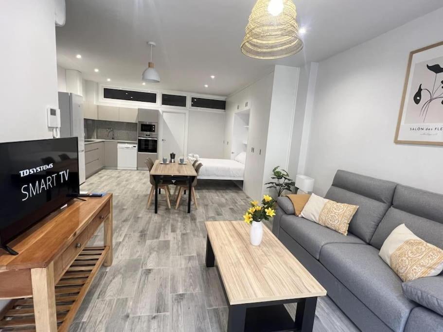 Living Colors Logrono Garaje Aire Wifi By Apartamentos Логроньо Екстериор снимка